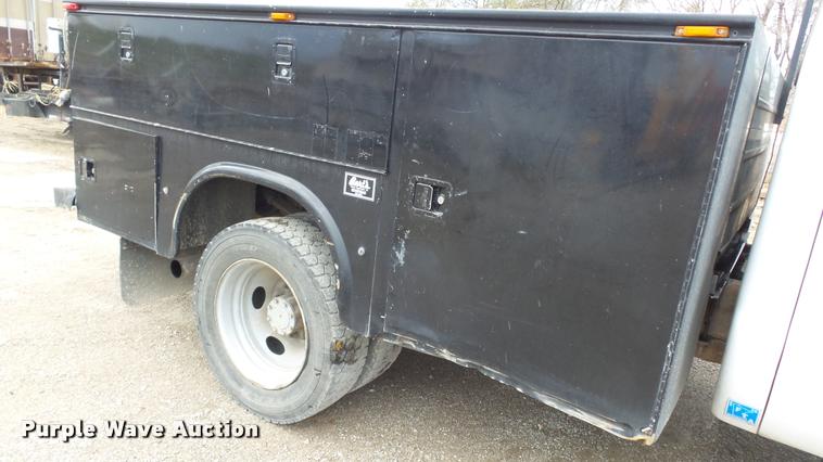 image for item J5734 2006 Ford F450 Super Duty SuperCab utility truck