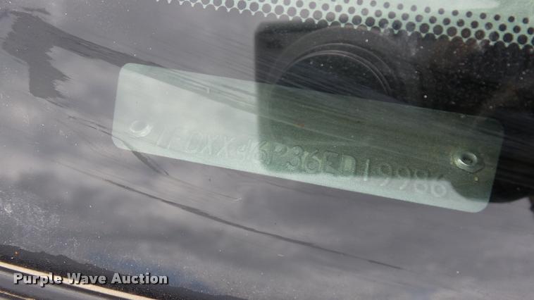 image for item J5734 2006 Ford F450 Super Duty SuperCab utility truck