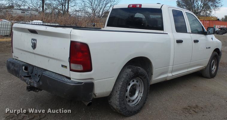 image for item J5735 2009 Dodge Ram 1500 Quad Cab pickup truck