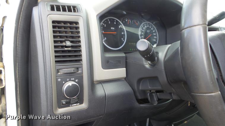 image for item J5735 2009 Dodge Ram 1500 Quad Cab pickup truck