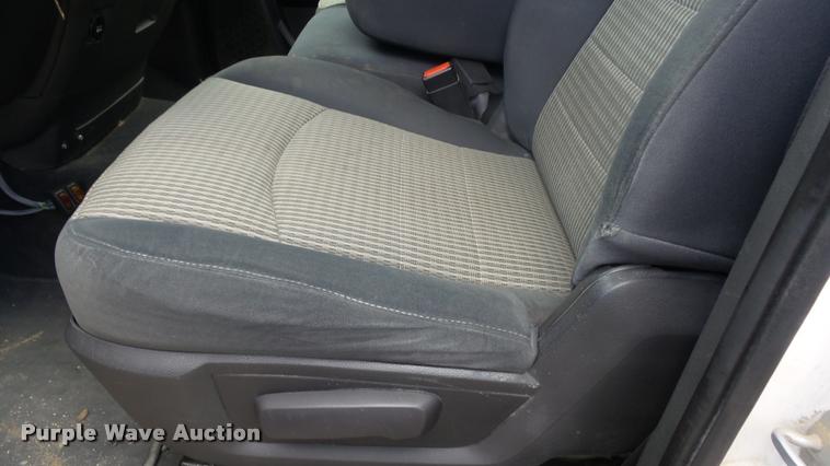 image for item J5735 2009 Dodge Ram 1500 Quad Cab pickup truck