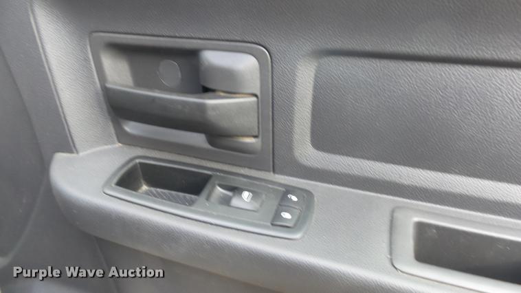 image for item J5735 2009 Dodge Ram 1500 Quad Cab pickup truck