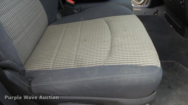 image for item J5735 2009 Dodge Ram 1500 Quad Cab pickup truck