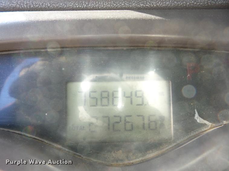 image for item J8675 2001 Mack CH613 dump truck