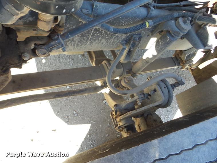 image for item J8676 1995 International 9200 dump truck