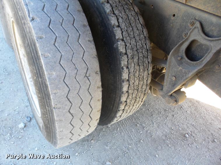 image for item J8676 1995 International 9200 dump truck