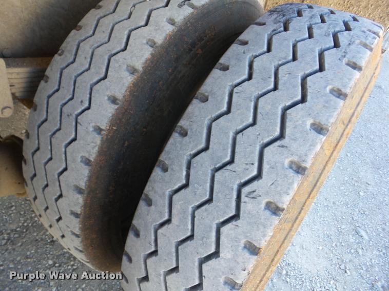 image for item J8677 1993 International 9400 dump truck