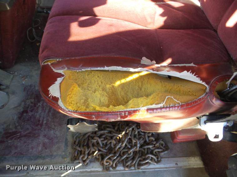 image for item J8677 1993 International 9400 dump truck