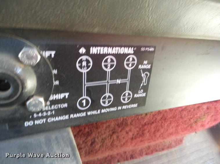 image for item J8677 1993 International 9400 dump truck