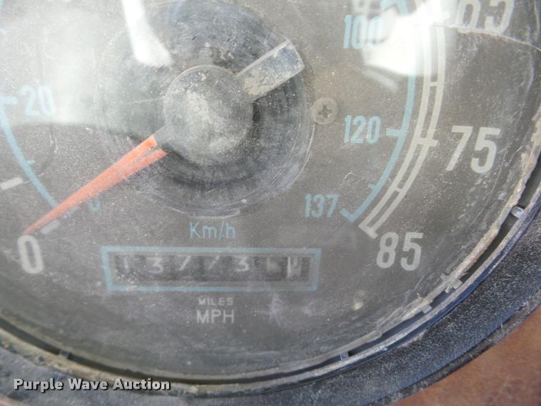 image for item J8677 1993 International 9400 dump truck