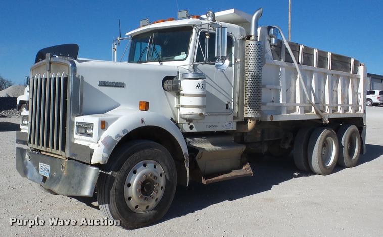 image for item J8678 1985 Kenworth W900L dump truck