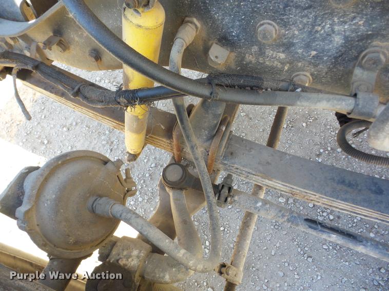 image for item J8678 1985 Kenworth W900L dump truck