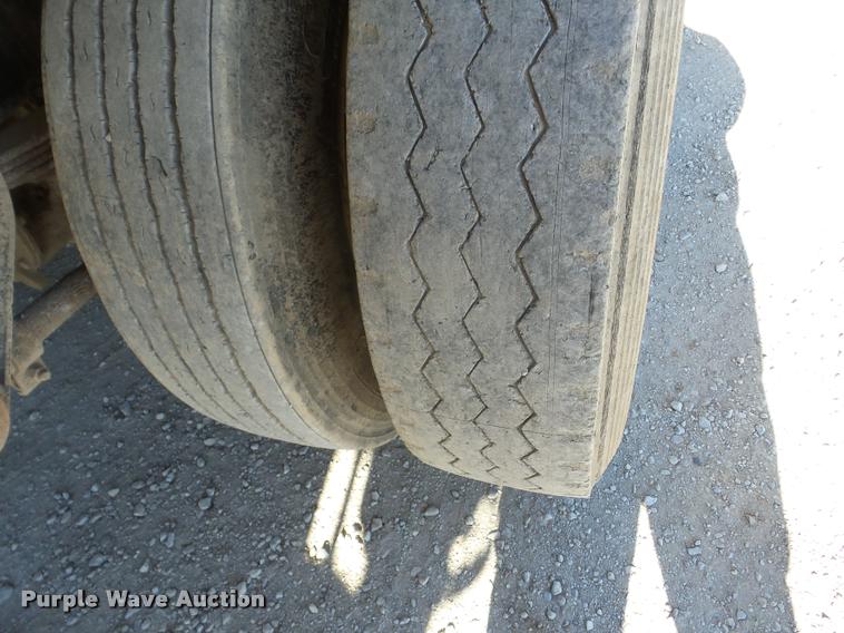 image for item J8678 1985 Kenworth W900L dump truck