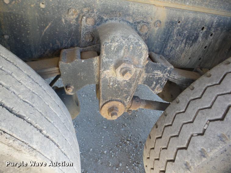 image for item J8678 1985 Kenworth W900L dump truck