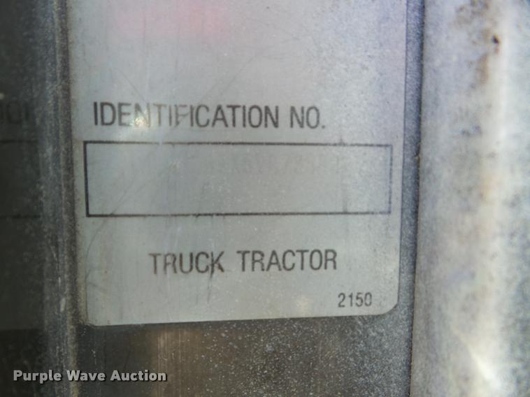 image for item J8678 1985 Kenworth W900L dump truck