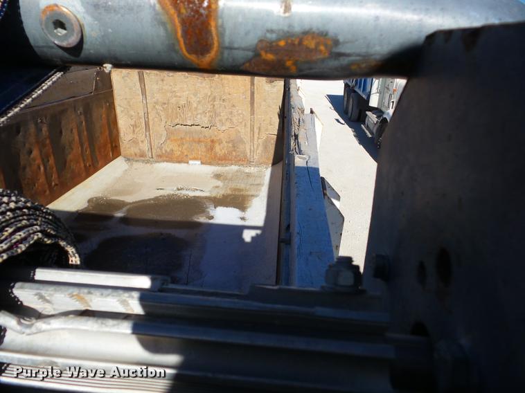 image for item J8678 1985 Kenworth W900L dump truck