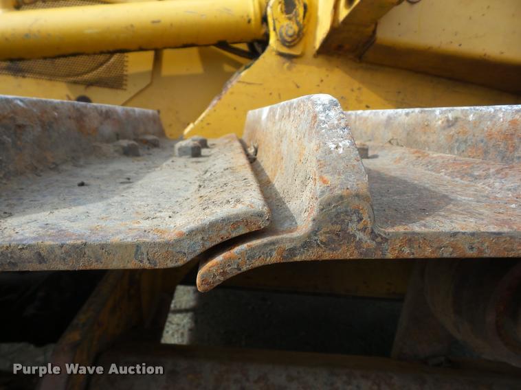 image for item J8683 1995 John Deere 650G LGP Series IV dozer