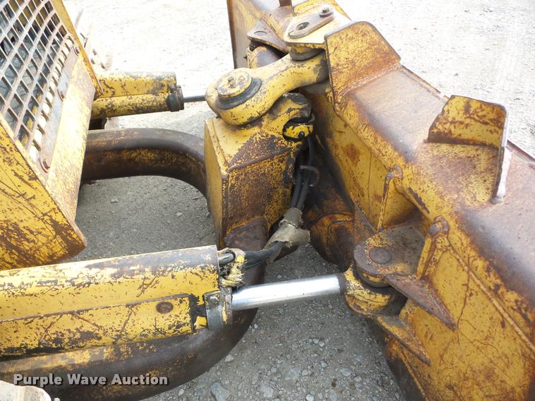 image for item J8683 1995 John Deere 650G LGP Series IV dozer