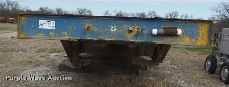 image for item J8684 1980 Load King PCS252 equipment trailer