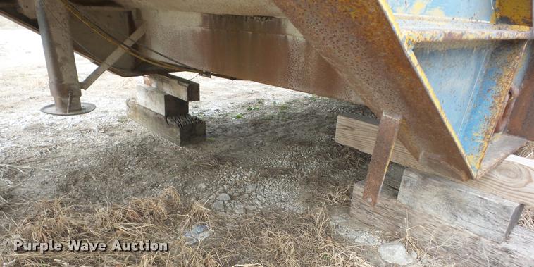 image for item J8684 1980 Load King PCS252 equipment trailer