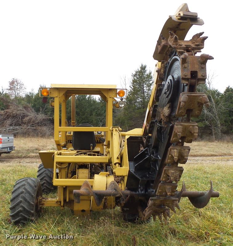 image for item K1014 Vermeer M475 trencher