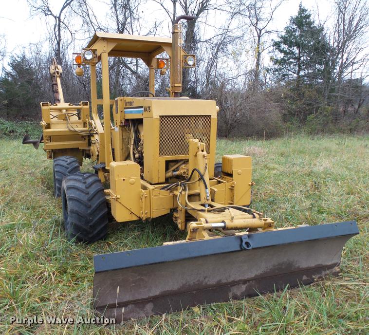 image for item K1014 Vermeer M475 trencher