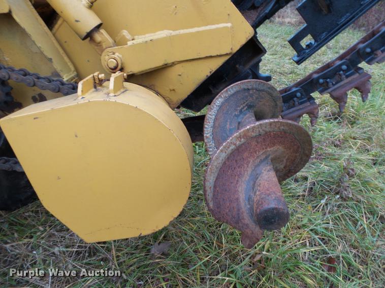image for item K1014 Vermeer M475 trencher