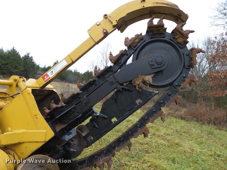 image for item K1014 Vermeer M475 trencher