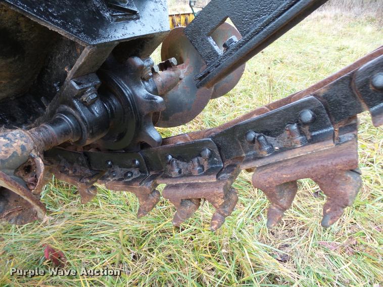 image for item K1014 Vermeer M475 trencher