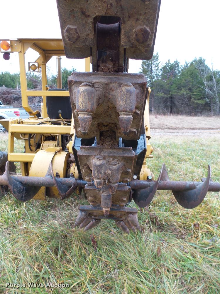 image for item K1014 Vermeer M475 trencher