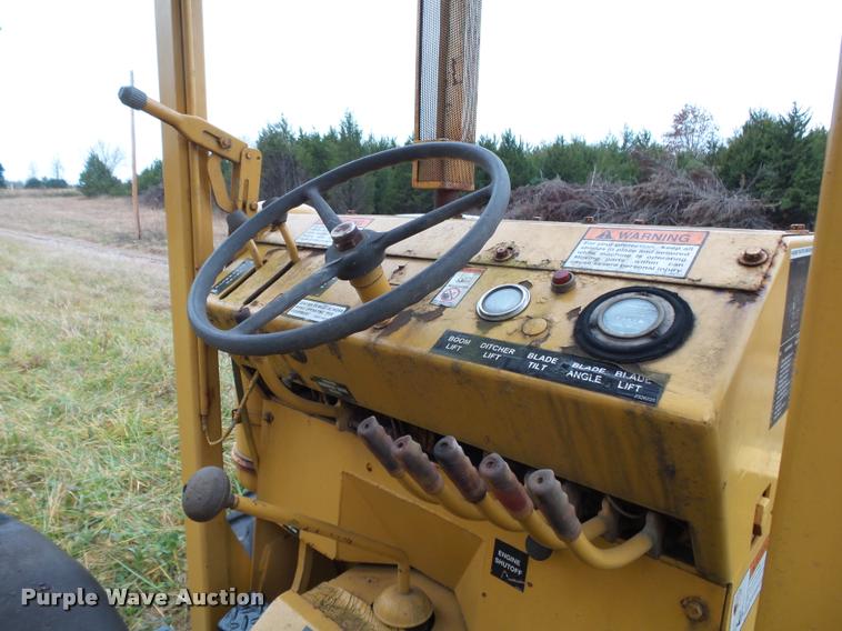 image for item K1014 Vermeer M475 trencher