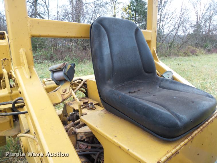 image for item K1014 Vermeer M475 trencher