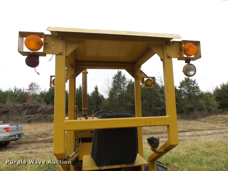 image for item K1014 Vermeer M475 trencher