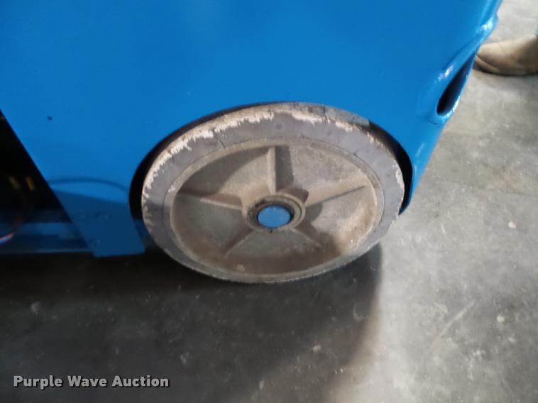 image for item K3415 Up Right TM12 scissor lift