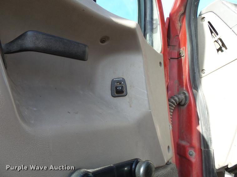 image for item K3421 2000 Sterling A9500 semi truck