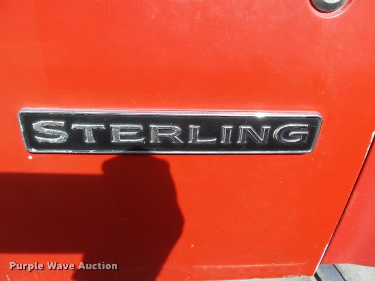 image for item K3422 2000 Sterling A9500 semi truck