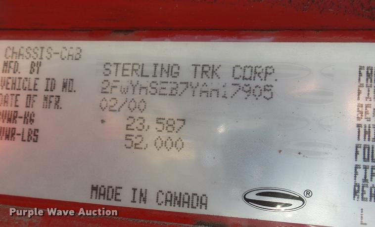 image for item K3422 2000 Sterling A9500 semi truck