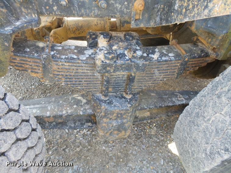 image for item K3423 1993 Freightliner FLD semi truck