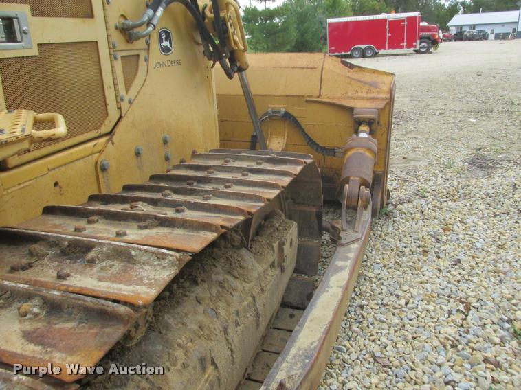 image for item K4211 2002 John Deere 850C LT Series II dozer