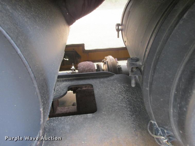 image for item K4211 2002 John Deere 850C LT Series II dozer