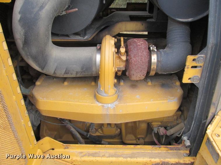 image for item K4211 2002 John Deere 850C LT Series II dozer