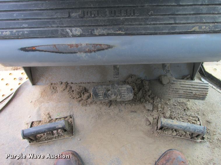 image for item K4211 2002 John Deere 850C LT Series II dozer