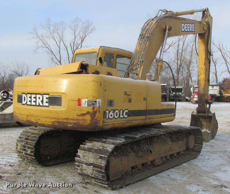 image for item K4217 2002 John Deere 160LC excavator