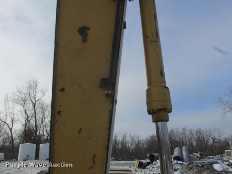 image for item K4217 2002 John Deere 160LC excavator