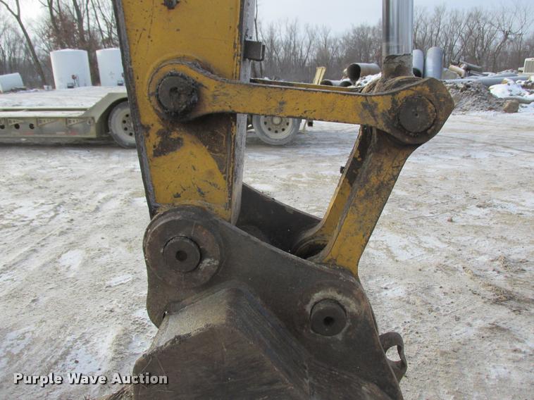 image for item K4217 2002 John Deere 160LC excavator