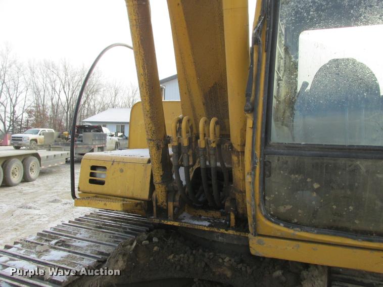 image for item K4217 2002 John Deere 160LC excavator