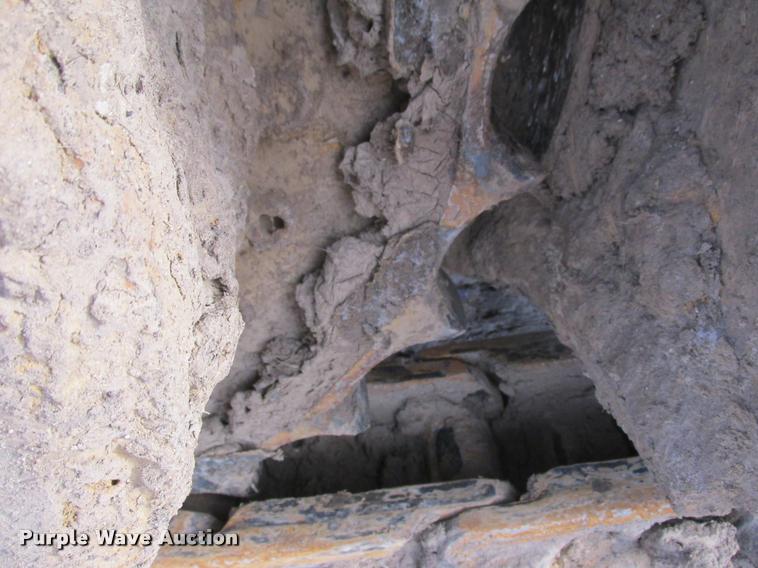 image for item K4217 2002 John Deere 160LC excavator