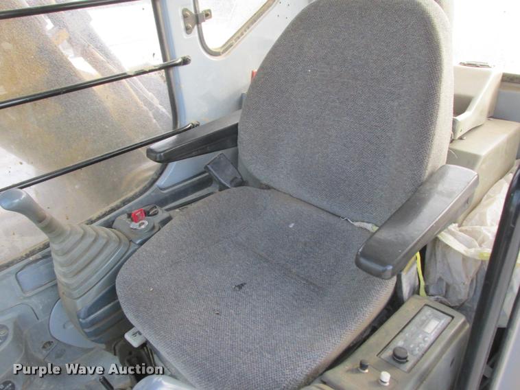 image for item K4217 2002 John Deere 160LC excavator