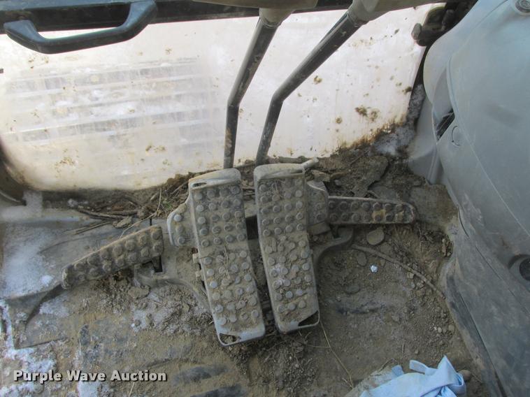 image for item K4217 2002 John Deere 160LC excavator