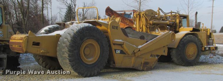 image for item K4218 1988 Caterpillar 621E conventional scraper